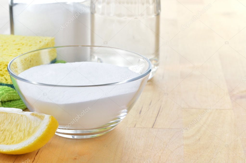 depositphotos_39181757-stock-photo-natural-cleaners-vinegar-baking-soda1.jpg
