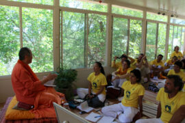 Курс подготовки учителей йоги в Индии